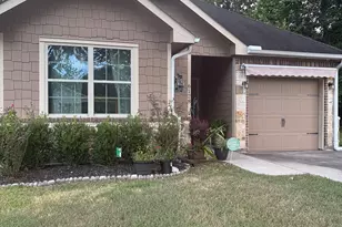 6128 Shelburne St, Houston, TX 77396 - Photo 2