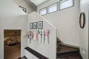230 E 25th St, Houston, TX 77008 - Photo 24