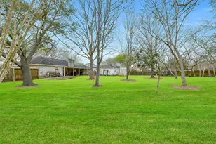 1909 Hunt Dr, Friendswood, TX 77546 - Photo 26