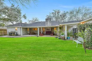 1909 Hunt Dr, Friendswood, TX 77546 - Photo 26