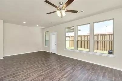 3420 Avondale View Drive, Houston, TX 77025 - Photo 14