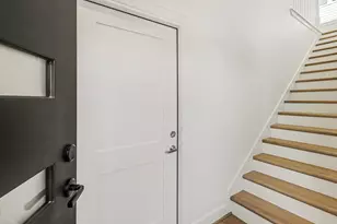 1220 Wycliffe Dr, Houston, TX 77043 - Photo 2