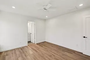 1220 Wycliffe Dr, Houston, TX 77043 - Photo 18