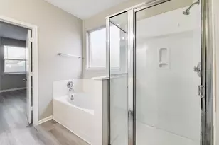 3926 W Lindbergh Ct, Baytown, TX 77521 - Photo 10