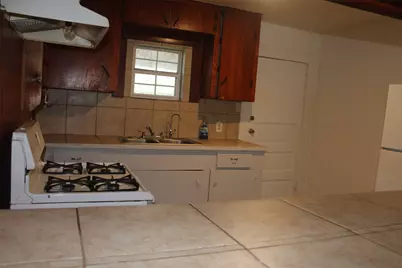 5726 Gardendale Drive, Houston, TX 77092 - Photo 6