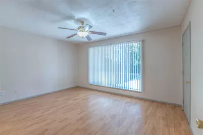 2009 Tickner Street, Conroe, TX 77301 - Photo 10