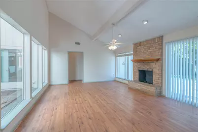 2009 Tickner Street, Conroe, TX 77301 - Photo 4