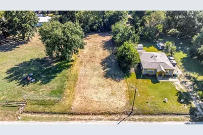 5142 Clover Street, Houston, TX 77033 - Photo 1