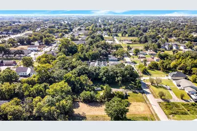 5142 Clover Street, Houston, TX 77033 - Photo 2