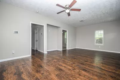 4137 Galesburg St, Houston, TX 77051 - Photo 4