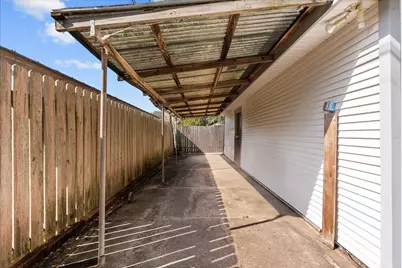 8113 White Avenue, Hitchcock, TX 77563 - Photo 26