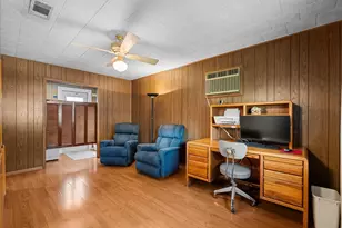 8113 White Ave, Hitchcock, TX 77563 - Photo 4