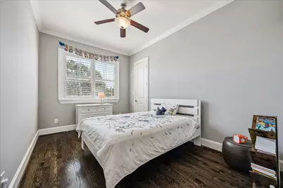 8560 Forum Drive, Houston, TX 77055 - Photo 14
