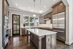 8560 Forum Dr, Houston, TX 77055 - Photo 4