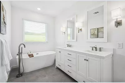 901 Kingwood Drive, League City, TX 77573 - Photo 16