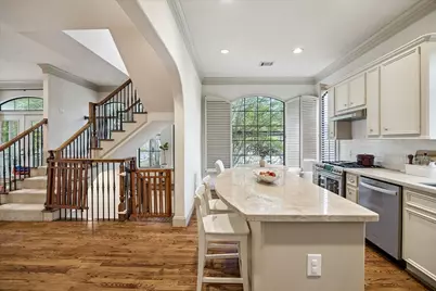 1701 Welch Street, Houston, TX 77006 - Photo 20