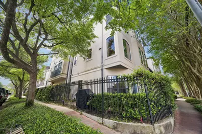 1701 Welch Street, Houston, TX 77006 - Photo 40