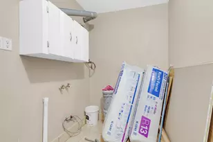 10449 Castleton St, Houston, TX 77016 - Photo 10