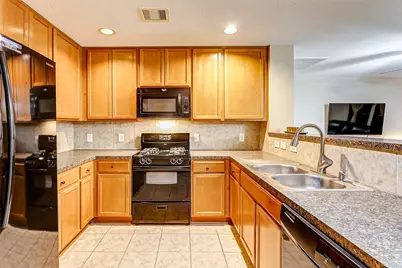 16107 Sweetwater Fields Lane #B1, Tomball, TX 77377 - Photo 14