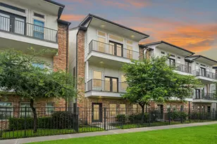 727 Schwartz St, Houston, TX 77020 - Photo 1