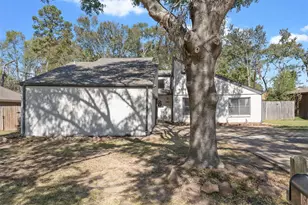 1603 Cantrell Blvd, Conroe, TX 77301 - Photo 1