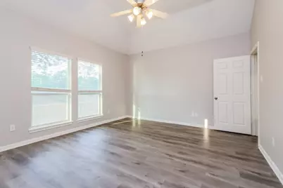 985 Oak Falls Drive, Conroe, TX 77378 - Photo 10