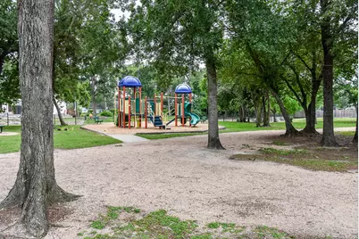 8413 Water Oak Pass Drive, Houston, TX 77055 - Photo 28