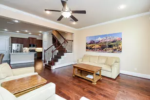 8413 Water Oak Pass Dr, Houston, TX 77055 - Photo 10