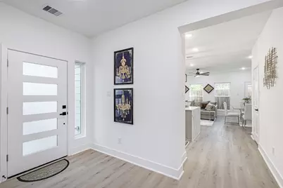 7806 Comal Street #B, Houston, TX 77051 - Photo 2