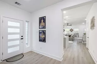 7806 Comal St, Houston, TX 77051 - Photo 2