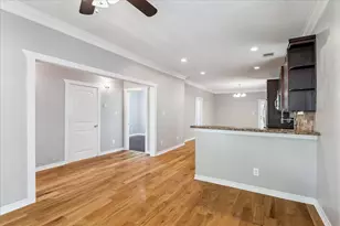 738 E 28th St, Houston, TX 77009 - Photo 6