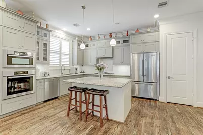 2015 McClendon Street, Houston, TX 77030 - Photo 1