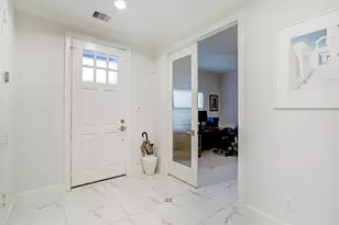 2015 McClendon St, Houston, TX 77030 - Photo 6