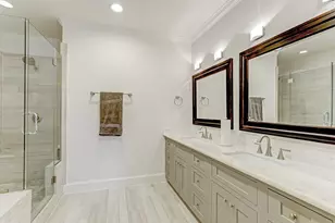 2015 McClendon St, Houston, TX 77030 - Photo 18