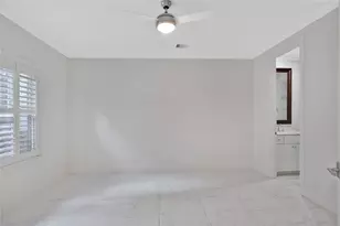 2015 McClendon St, Houston, TX 77030 - Photo 8