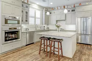 2015 McClendon St, Houston, TX 77030 - Photo 16