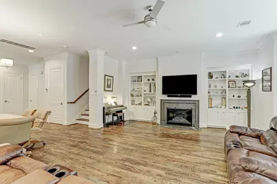 2015 McClendon Street, Houston, TX 77030 - Photo 12