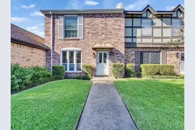 1320 Town Circle #1, Baytown, TX 77520 - Photo 8