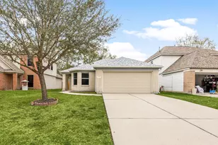 16945 Scenic Knoll, Conroe, TX 77385 - Photo 2