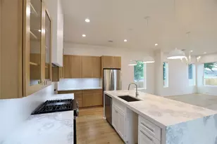 510 E 37th St, Houston, TX 77022 - Photo 4