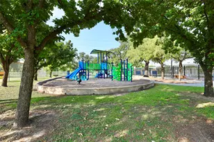 510 E 37th St, Houston, TX 77022 - Photo 40