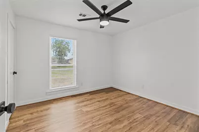 4812 24th St, Dickinson, TX 77539 - Photo 18