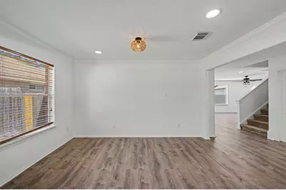 11910 Lois Lane, Pinehurst, TX 77362 - Photo 8