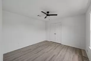 11910 Lois Ln, Pinehurst, TX 77362 - Photo 26