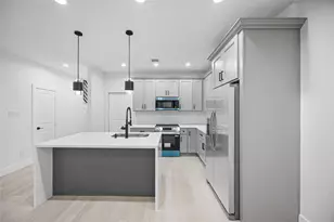 8218 Lawler St, Houston, TX 77051 - Photo 10