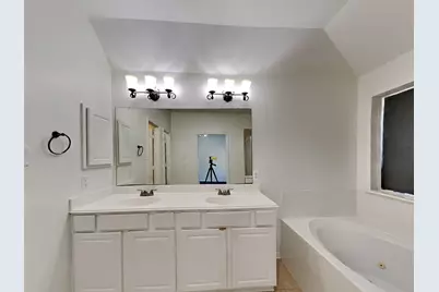 30202 Deleon Fields Drive, Spring, TX 77386 - Photo 10