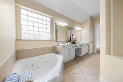 6526 Pinewood Trace Lane, Houston, TX 77041 - Photo 20