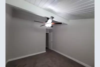 28 Lakeway Street, Conroe, TX 77304 - Photo 8