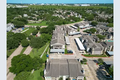 1900 Bay Area Boulevard #136, Houston, TX 77058 - Photo 32