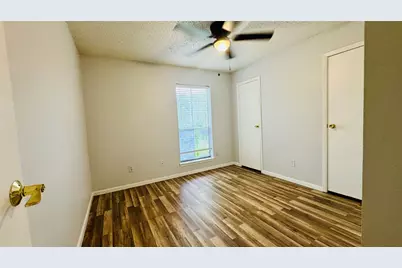 1900 Bay Area Boulevard #136, Houston, TX 77058 - Photo 16